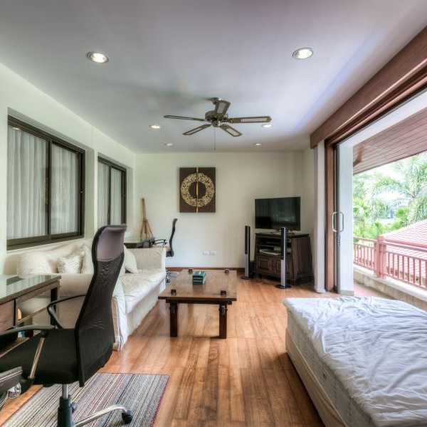 Property image - gallery 12