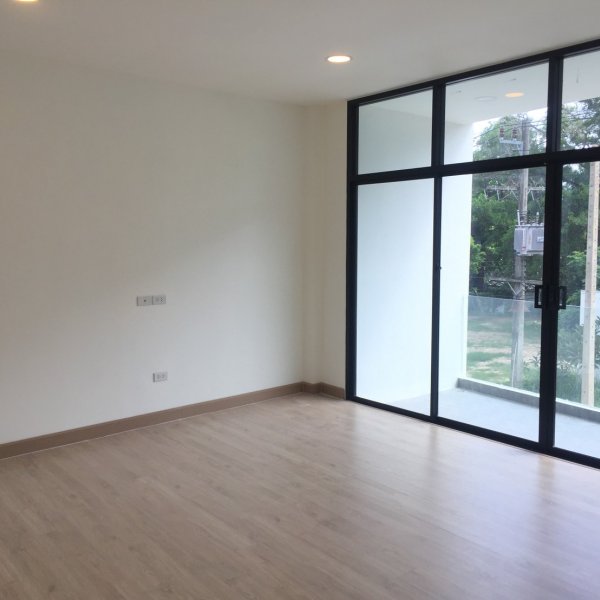 Property image - gallery 11