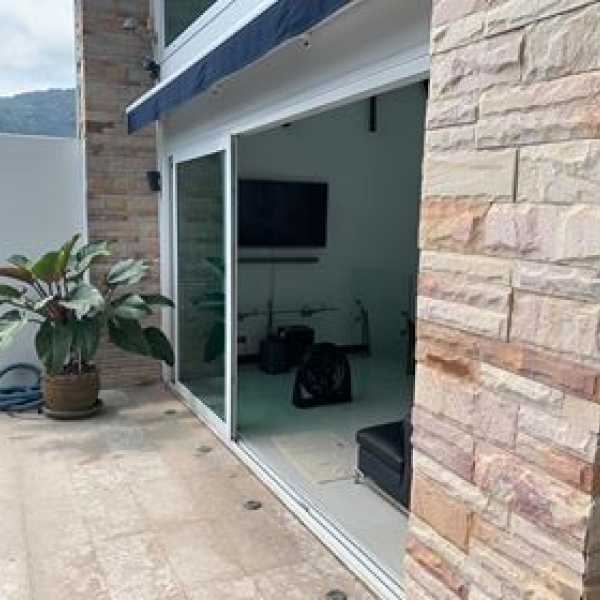 Property image - gallery 12