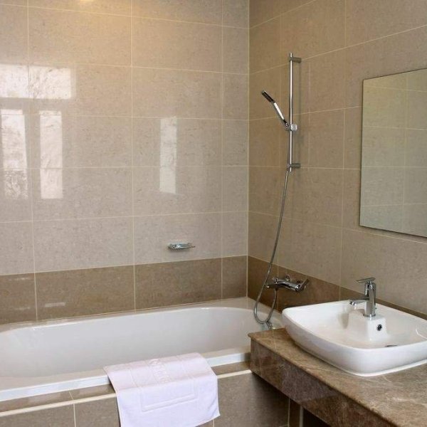 Property image - gallery 8