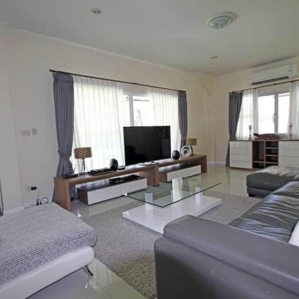 Property image - gallery 9