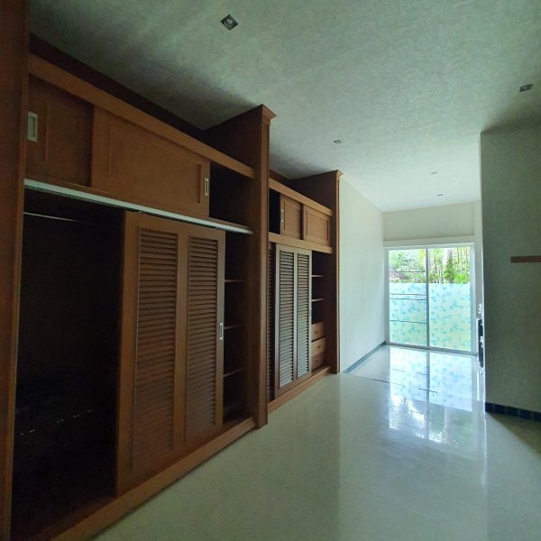 Property image - gallery 9