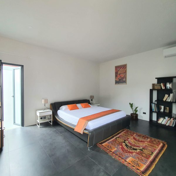 Property image - gallery 8