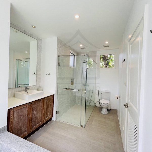 Property image - gallery 18