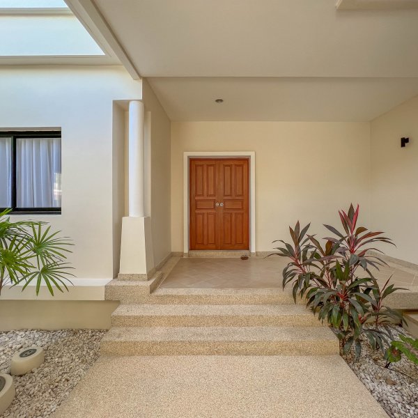 Property image - gallery 34