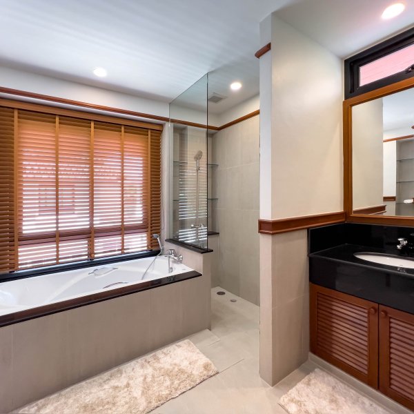 Property image - gallery 23