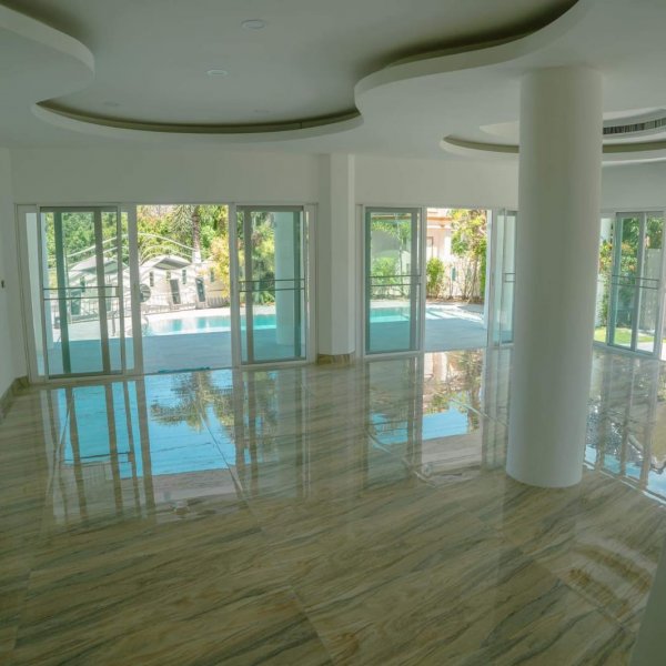 Property image - gallery 16