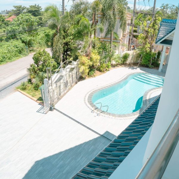 Property image - gallery 8