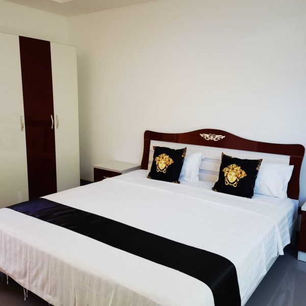 Property image - gallery 9