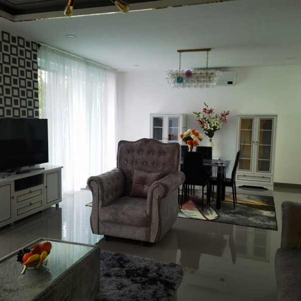 Property image - gallery 6