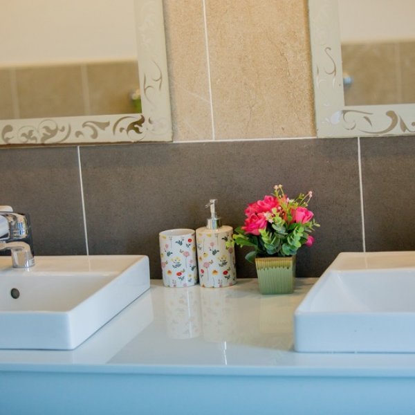 Property image - gallery 36