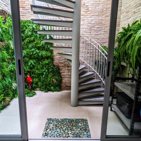 Property image - gallery 76