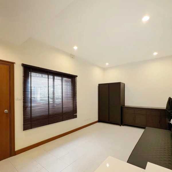 Property image - gallery 10
