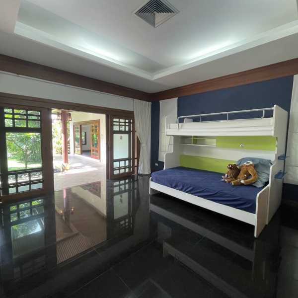 Property image - gallery 14