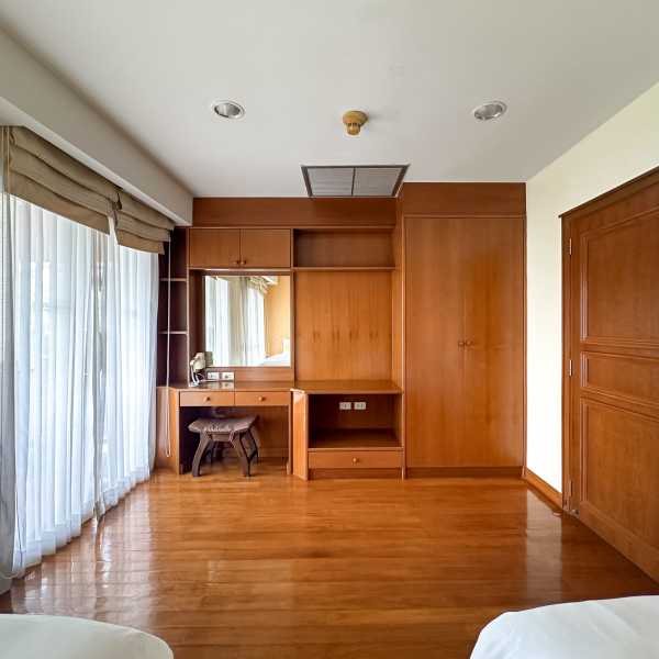 Property image - gallery 11