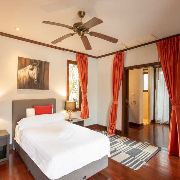 Property image - gallery 8