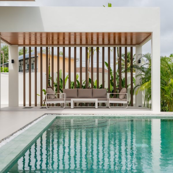 Property image - photo 2