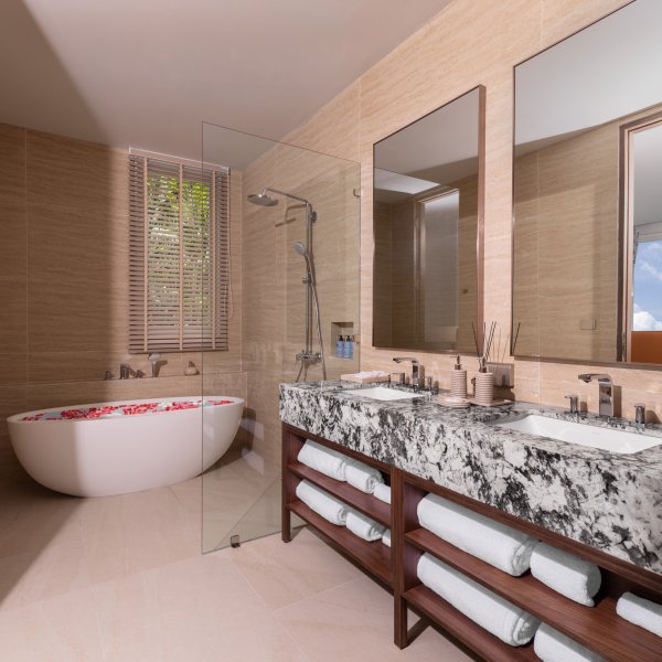 Property image - gallery 36