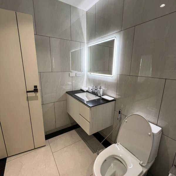 Property image - gallery 9