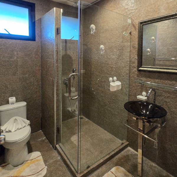 Property image - gallery 16