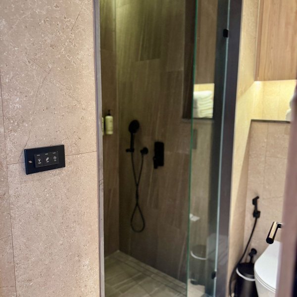 Property image - gallery 9